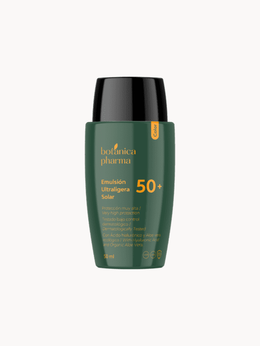 Emulsión Ultraligera Solar con color SPF50+ 50 ml
